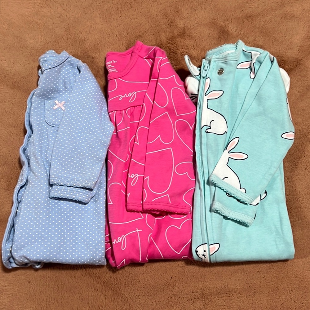 EUC Carters 6 month Sleepers